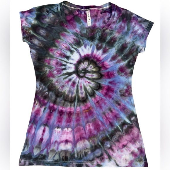 Hand Crafted Tops - Hand dyed women stretchy form fit v neck t shirts